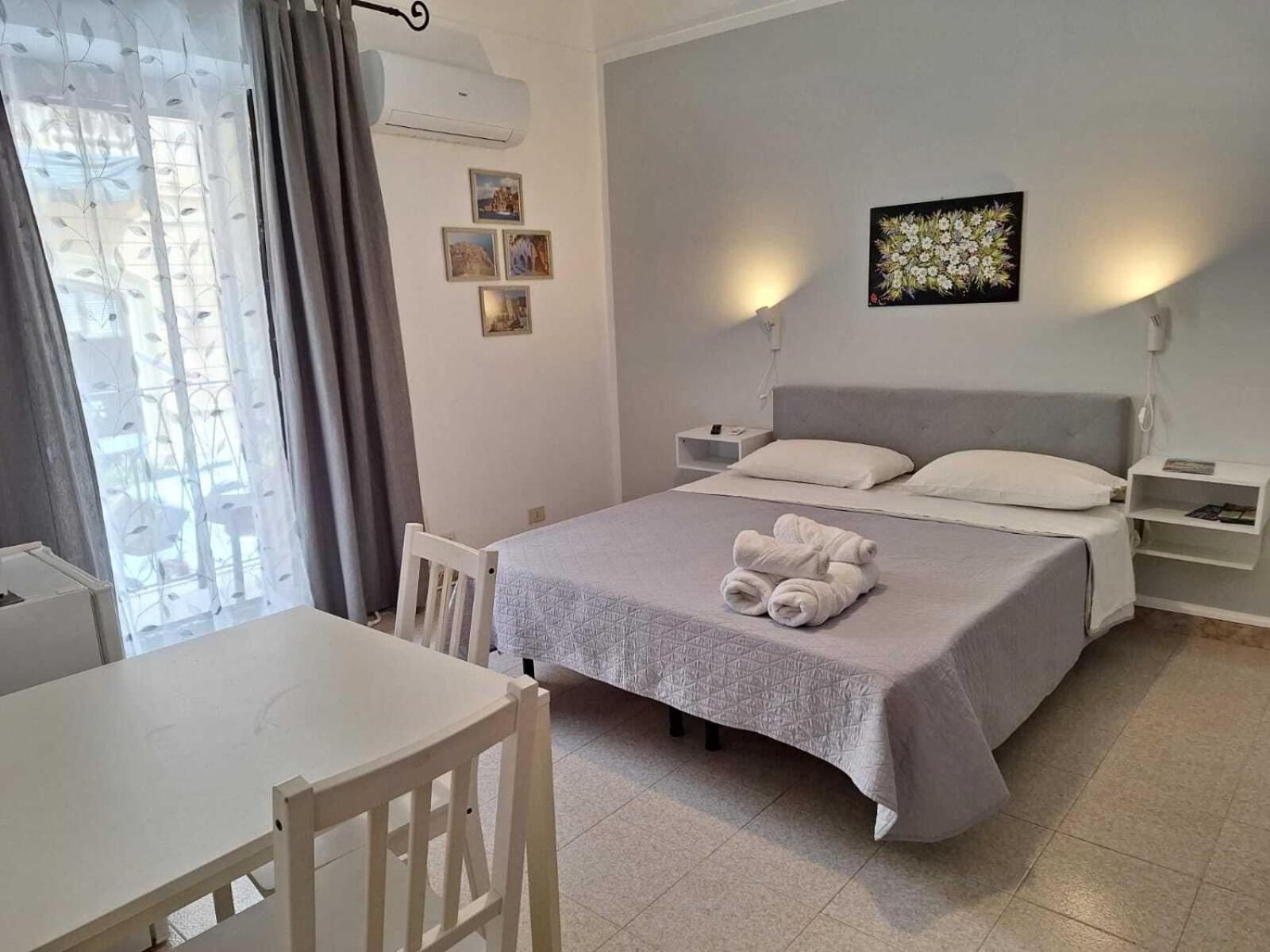 Casa Rosmary Lägenhet Cefalù Exteriör bild